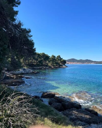 Zadar: 3 Islands SpeedBoat Tour with Snorkeling and Drinks - Getting to the waterfront: where to meet and how boarding works