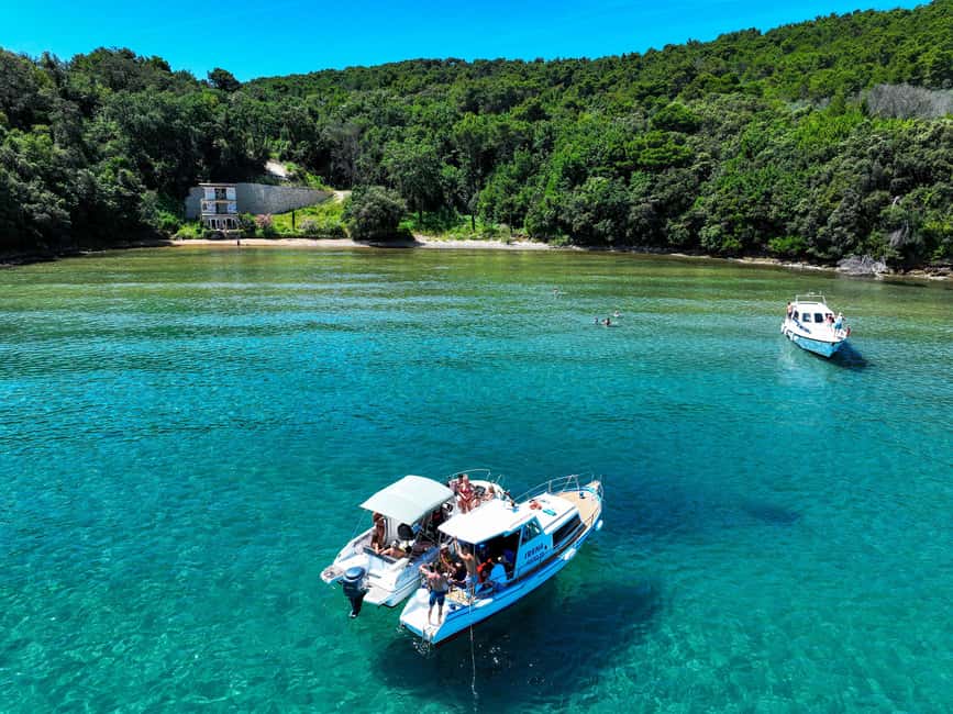 Zadar: Island Hopping Half-day Boat Tour with Snorkeling - Entering the Island Phase: The Feel of the Boat Ride Out of Zadar