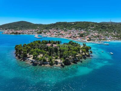 Zadar: Island Hopping Tour Swim and Snorkel with Aperol - Price and Value: $35 Includes Boat, Skipper, Snorkel Gear, and Two Spritz