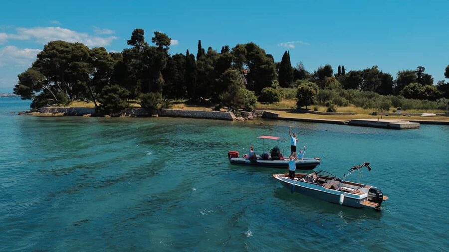 Zadar:Speedboat Tour with Snorkeling on 3 islands - The route: Preko, Ošljak, and Galevac in real-world order
